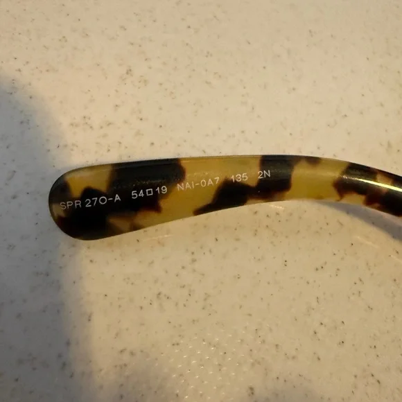 Model: Prada Minimal Baroque
Common model number: SPR 27N - Picture 6 of 10